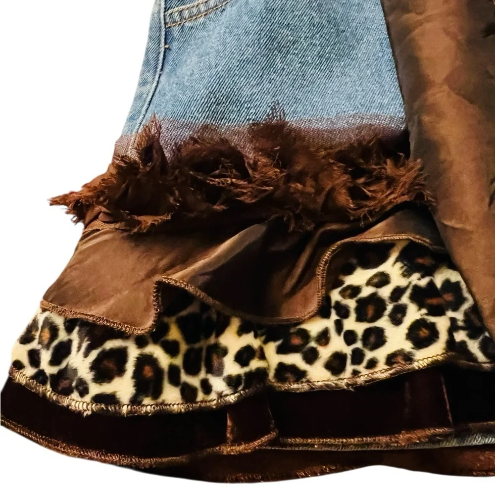 Greggy Girl Chic Denim Skirt with Brown and Leopard Accents Girl’s Size 6